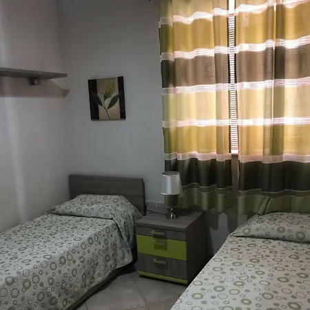 3 Bedroom 2 Near St Julian's & Valletta * Sliema