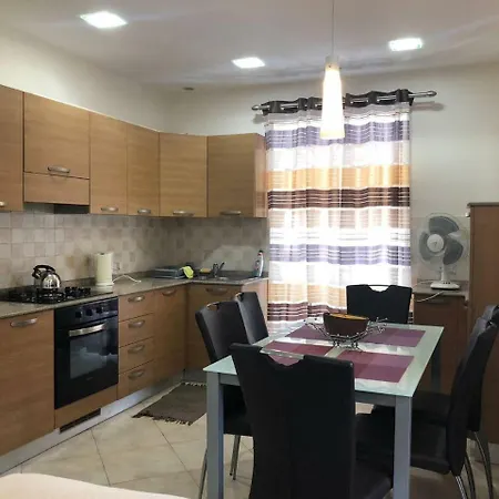 3 Bedroom 2 Near St Julian's & Valletta Sliema