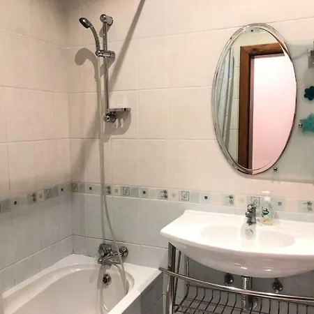 3 Bedroom 2 Near St Julian's & Valletta Apartment *