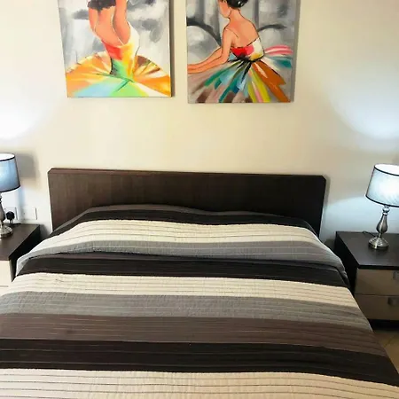 3 Bedroom 2 Near St Julian's & Valletta Apartment Sliema
