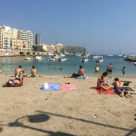 3 Bedroom 2 Near St Julian's & Valletta