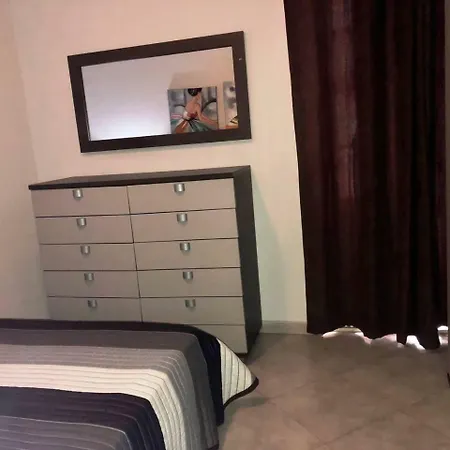 Appartement 3 Bedroom 2 Near St Julian's & Valletta