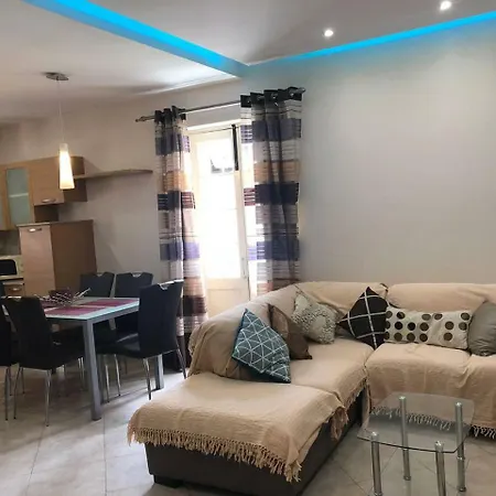 3 Bedroom 2 Near St Julian's & Valletta *