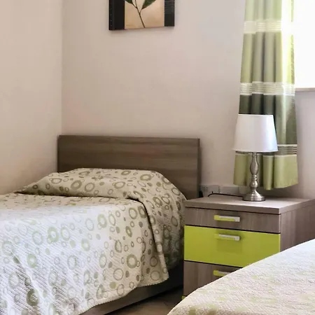 Appartement 3 Bedroom 2 Near St Julian's & Valletta